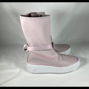 NIKE Future is Female WOMENS 6.5